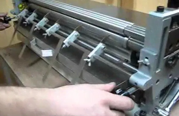 Клеемазательная машина Bulros G-500
