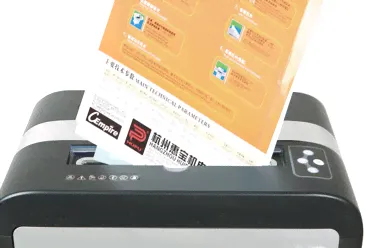 Уничтожитель бумаг (шредер) Bulros 860C серебро/черная дверь-2